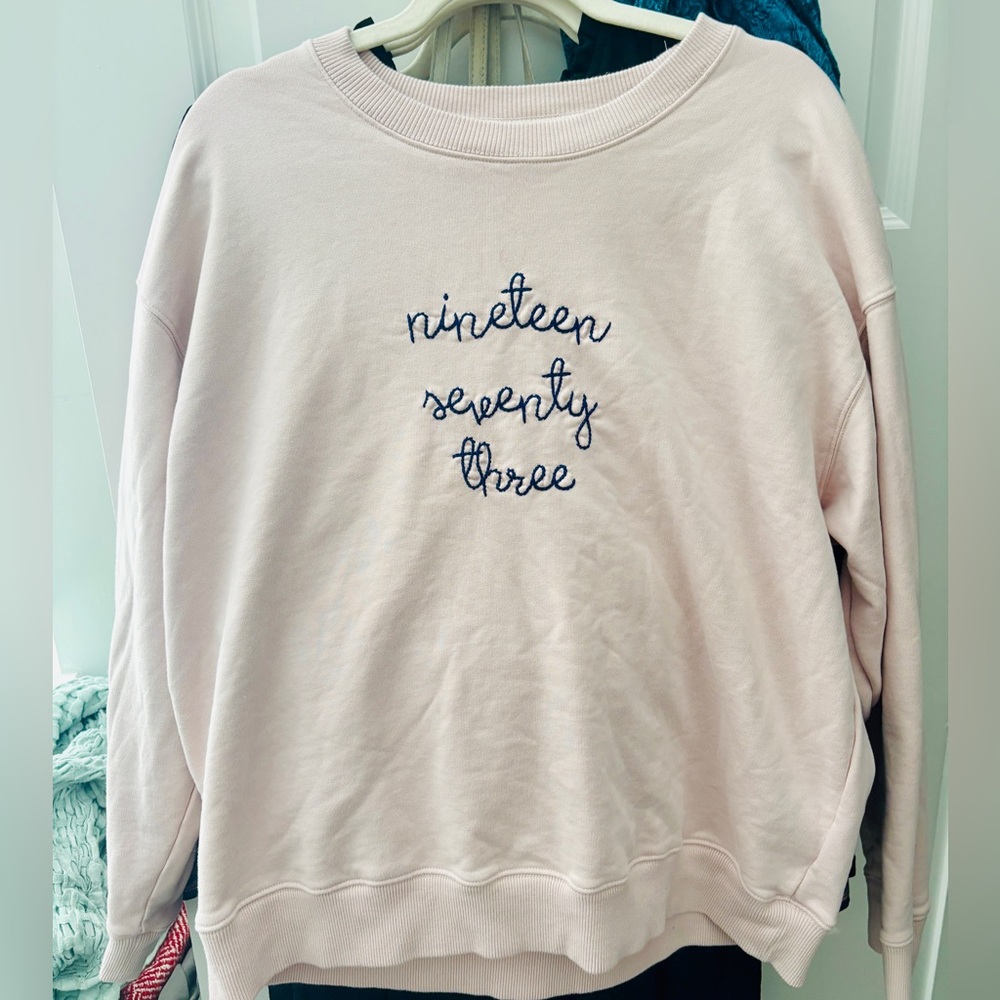 Lingua Franca
“nineteen seventy three”
Women’s Embroidered Sweatshirt